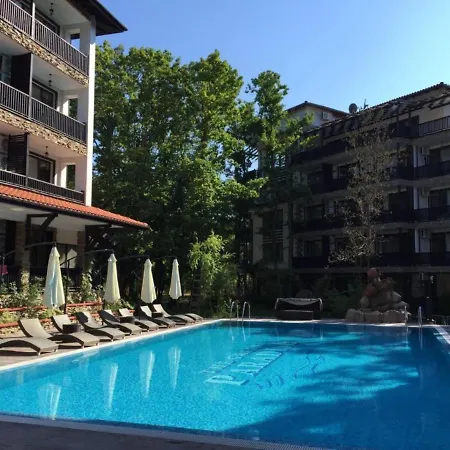 Комплекс Green Paradise Apartment *
